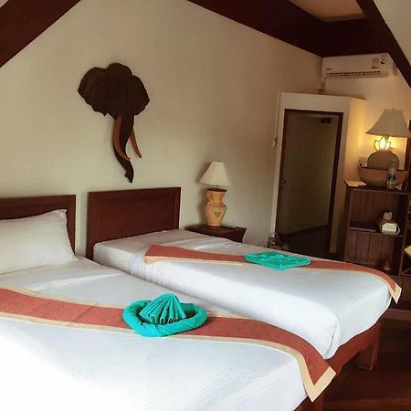 Coco Palace Resort Nai Harn Εξωτερικό φωτογραφία
