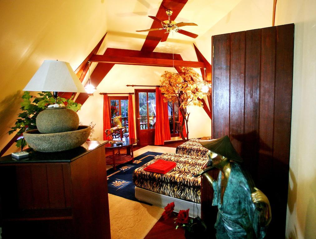 Coco Palace Resort Nai Harn Δωμάτιο φωτογραφία