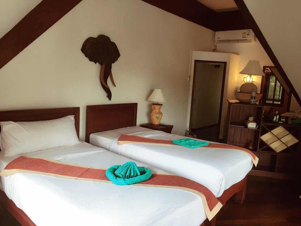 Coco Palace Resort Nai Harn Εξωτερικό φωτογραφία